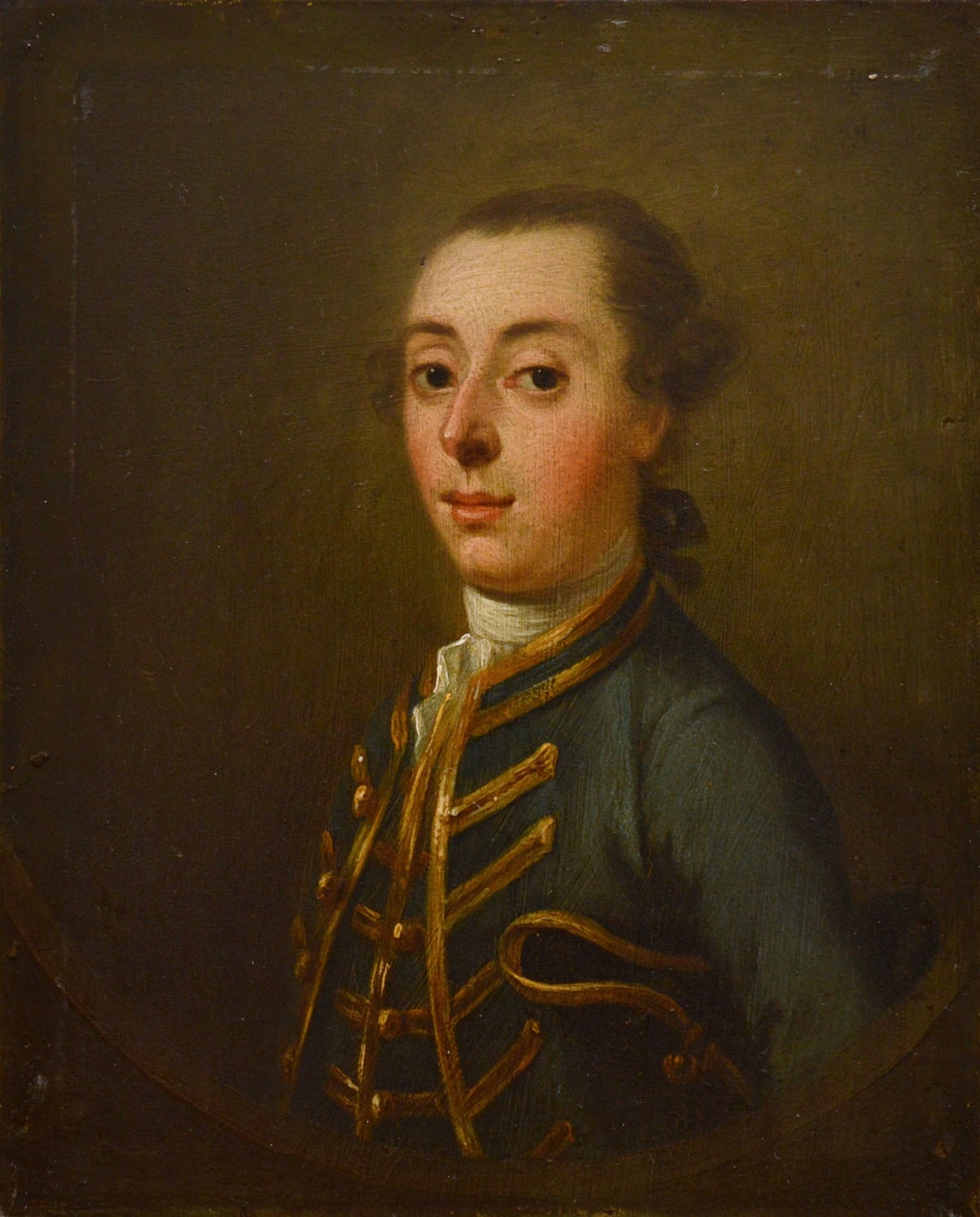 Francis Lindo (1714–67), Attributed – A Portrait of a Scottish Military Gentleman, Probably the Gordon Clan, Wearing a Military Tunic and Holding a Tricorne Hat c.1760 - Image 2